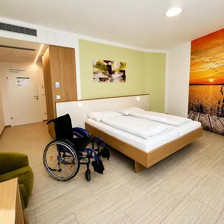 B3 Gmbh Hotel 3*
